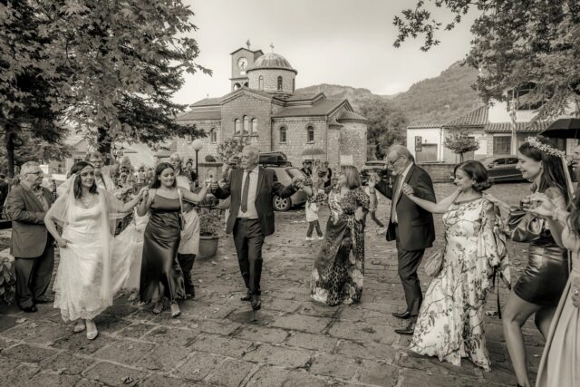 Γιώργος & Ειρήνη
Ένας υπέροχος γάμος στα Τζουμέρκα
.
.
#weddingday #weddinginarta #epirusgreece #tzoumerkamountains #artagreece #weddingphotography #weddingphotographer #bride #weddingdress #elegantbride #weddingseason #realweddingmoments #weddingphotos #destinationwedding #brideandgroomphotos #destinationweddingphotographer #christoskarezosphotography